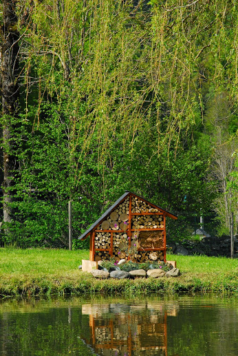 Hôtel à insectes - camping Pyrénées Natura
