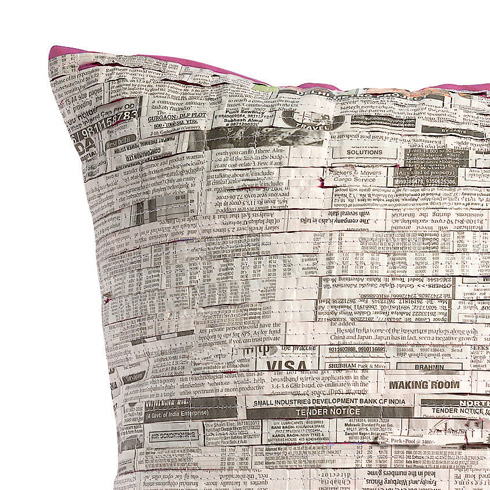 Le coussin en papier journal