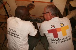 Electriciens sans frontières au Burkina Faso