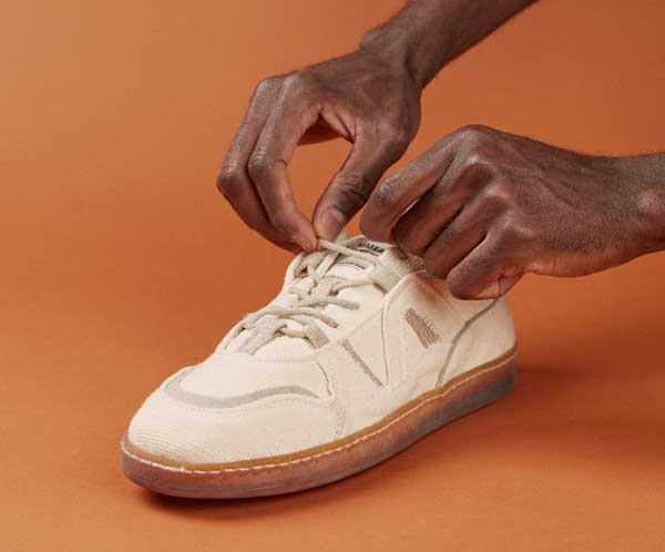 Brest (29) / Ouagadougou (Burkina Faso) : Umoja Shoes invente la sneakers végétale