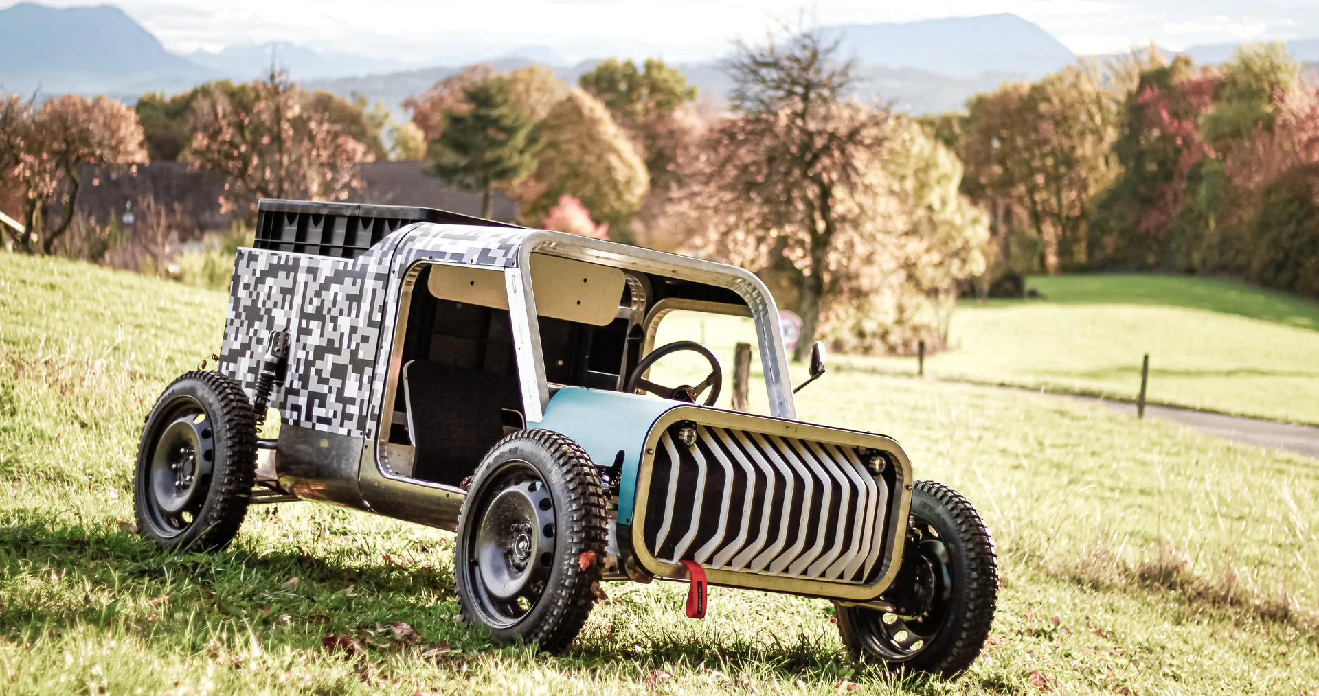 4 roues, une caisse, un moteur électrique : la bagnole à moins de 300kg